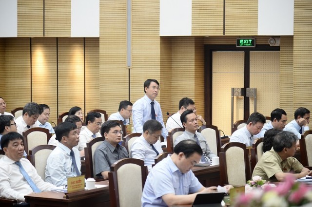 Chất vấn nhóm vấn đề quản lý dự án vốn ngoài ngân sách sử dụng đất chậm triển khai 